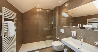 Badezimmer im Familienzimmer