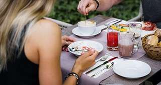 Frühstück im Garten
