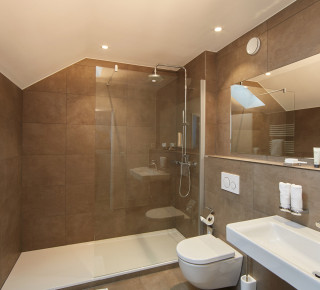 familien badezimmer hotel wettstein